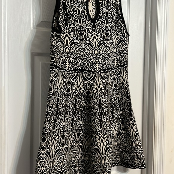 Brand New Very Warm Dress - XXL - Picture 5 of 7